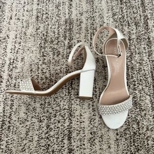 NWOT Kelly & Katie Satin Pearl Heels - Size 9